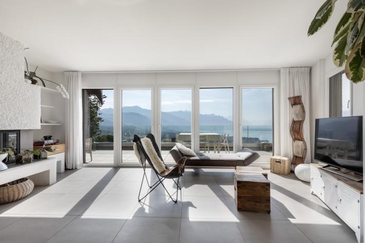 Magnifique appartement de 5.5 pièces avec vue grandiose sur le lac Léman et les montagnes