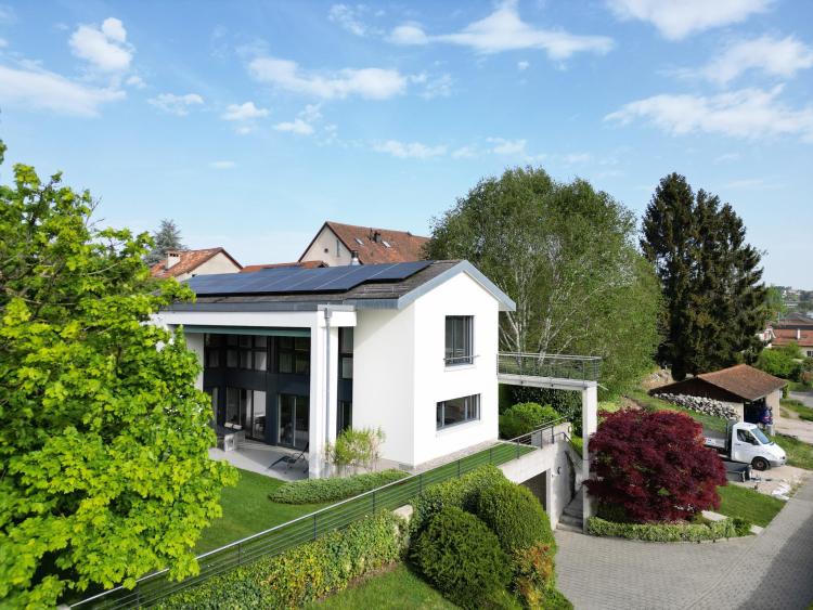 Villa individuelle moderne de 7 pièces