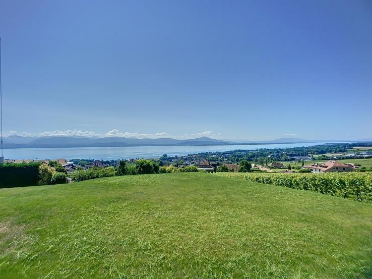 Coup de coeur - Superbe propriété avec vue panoramique sur le Lac et les Alpes 