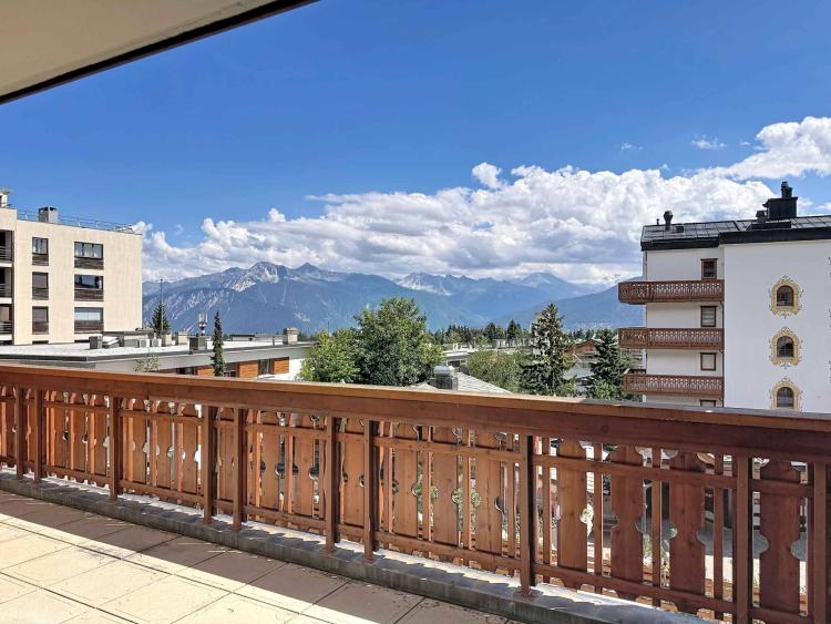 RARE - Au coeur de la station, appartement neuf de 4.5 pièces avec vue