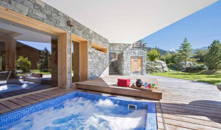 Chalet d’Exception – Ski In / Ski Out sur la Piste du Rouge