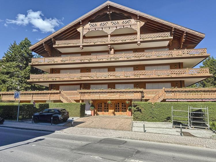 Au coeur de Crans - bel appartement de 3.5 pièces avec jardin